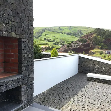 Large Of Pico Da Bagacina * Bicas