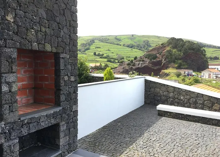 Large Of Pico Da Bagacina * Bicas